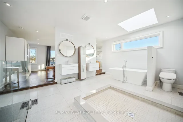 Additional property image - 33 Edwin Ave