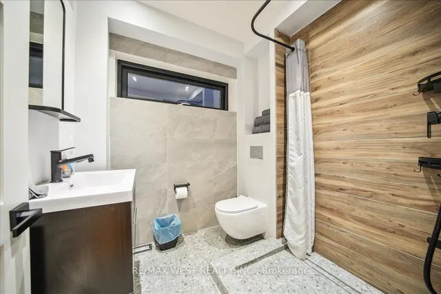 Additional property image - 33 Edwin Ave