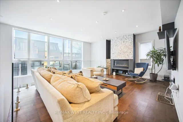 Additional property image - 33 Edwin Ave