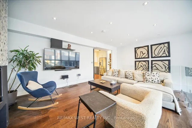 Additional property image - 33 Edwin Ave