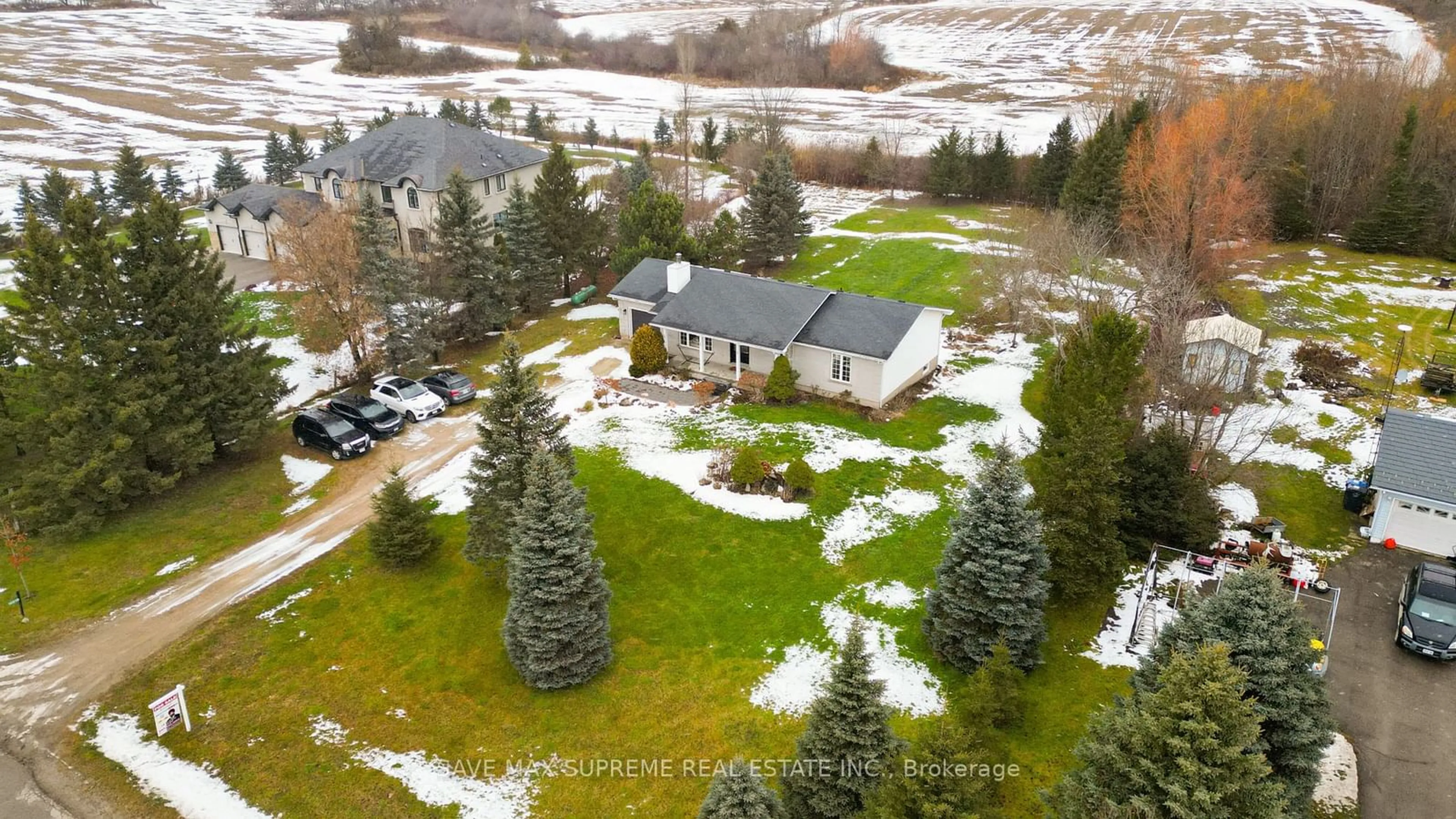 A pic from outside/outdoor area/front of a property/back of a property/a pic from drone, unknown for 18819 Kennedy Rd, Caledon Ontario L7K 1Y8