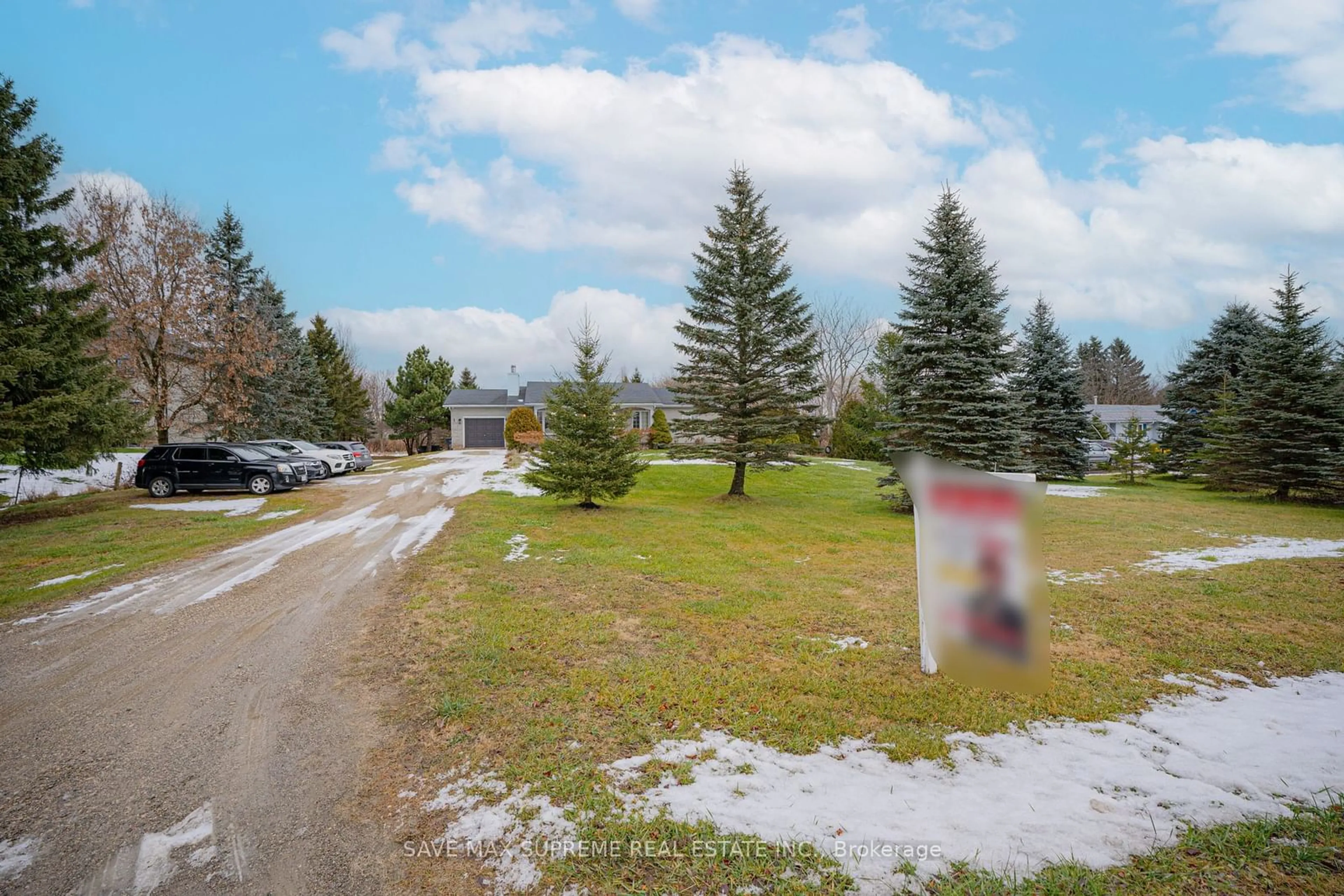 A pic from outside/outdoor area/front of a property/back of a property/a pic from drone, unknown for 18819 Kennedy Rd, Caledon Ontario L7K 1Y8