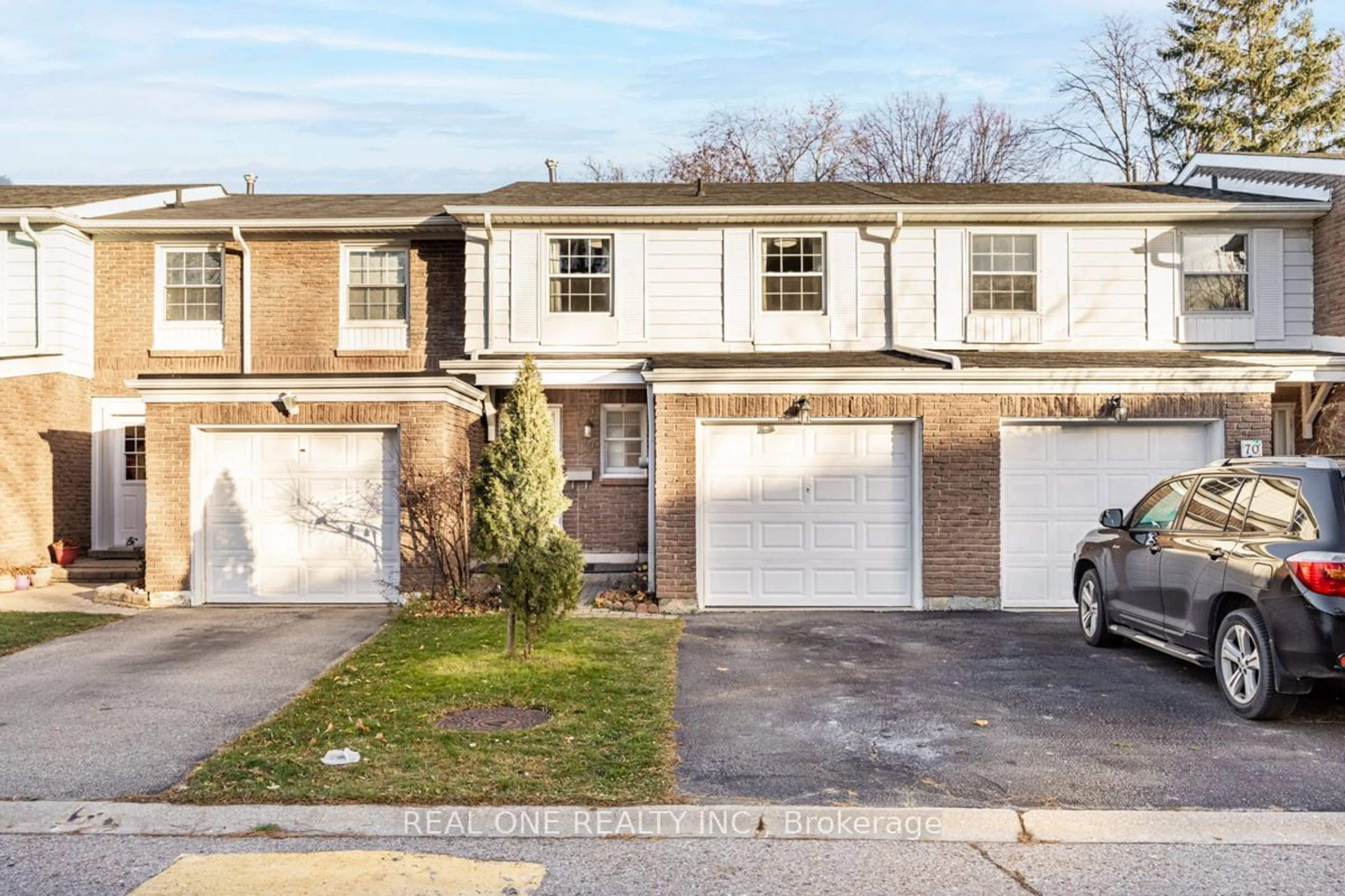 Home with brick exterior material, street for 2288 The Collegeway #69, Mississauga Ontario L5L 3Z5