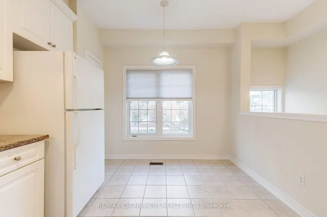 Additional property image - 682 Summers Common