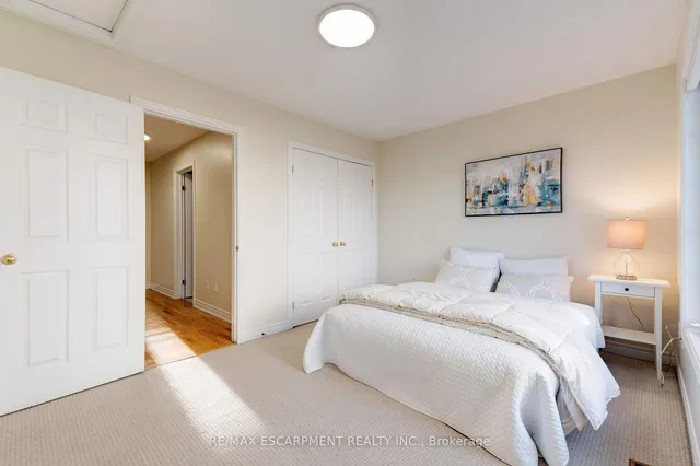 Additional property image - 682 Summers Common