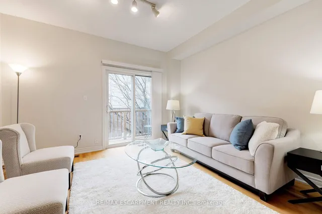 Additional property image - 682 Summers Common