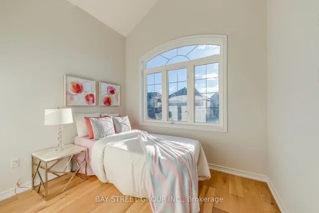 Additional property image - 1277 Craigleith Rd
