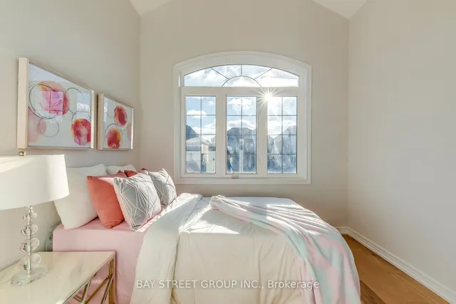 Additional property image - 1277 Craigleith Rd