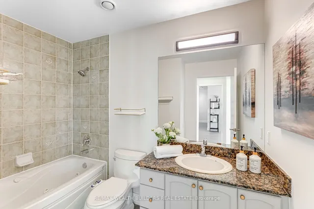 Additional property image - 2067 Lakeshore Blvd Unit 1105