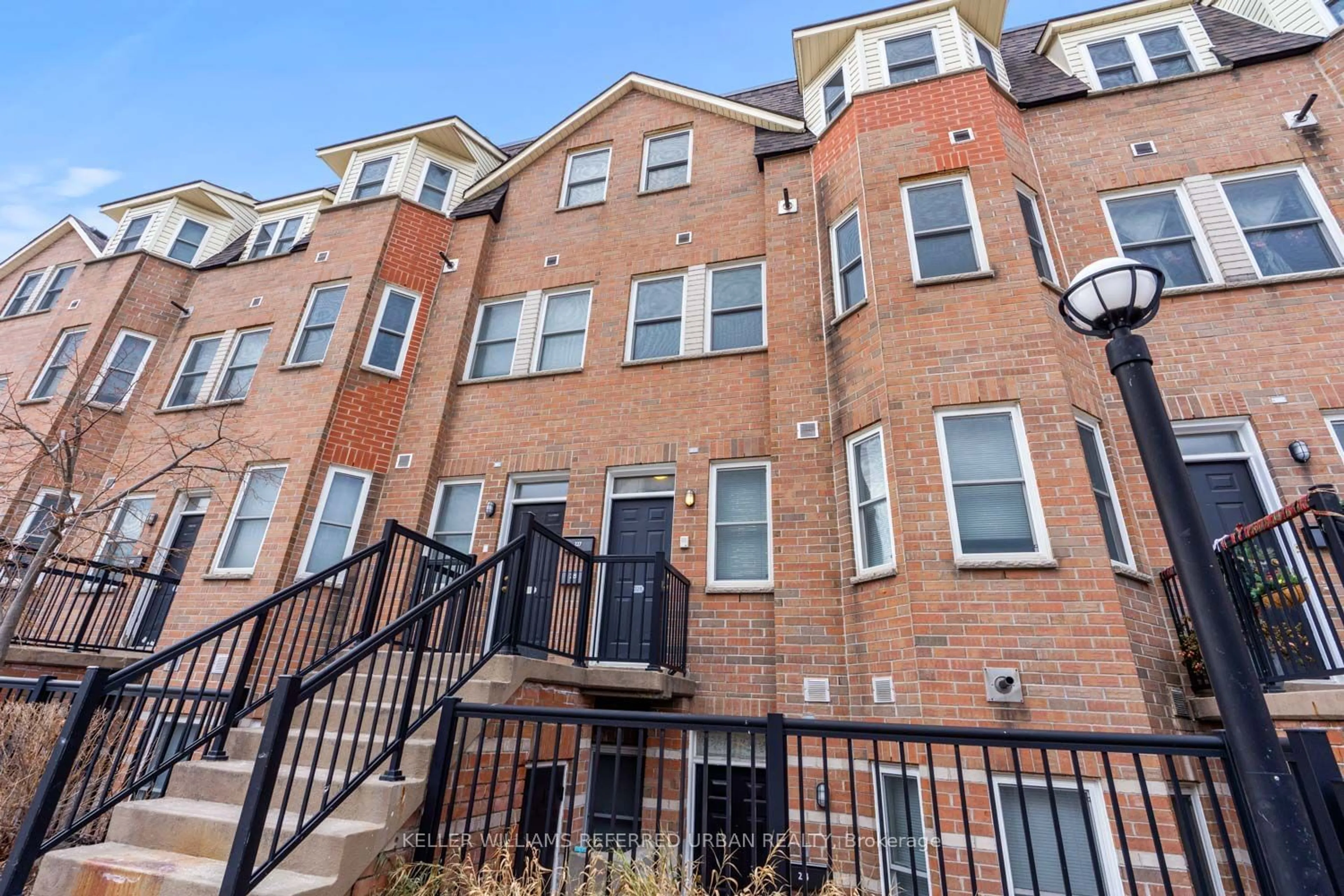 Home with brick exterior material, street for 760 Lawrence Ave #225, Toronto Ontario M6A 3E7