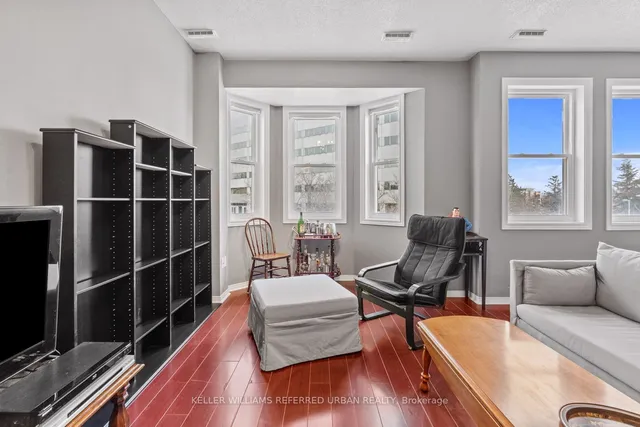 Additional property image - 760 Lawrence Ave Unit 225