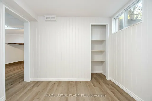 Additional property image - 334 Oakwood Dr