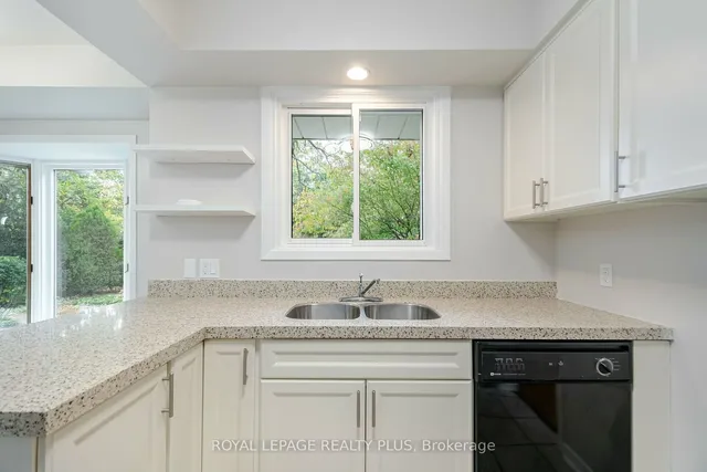 Additional property image - 334 Oakwood Dr