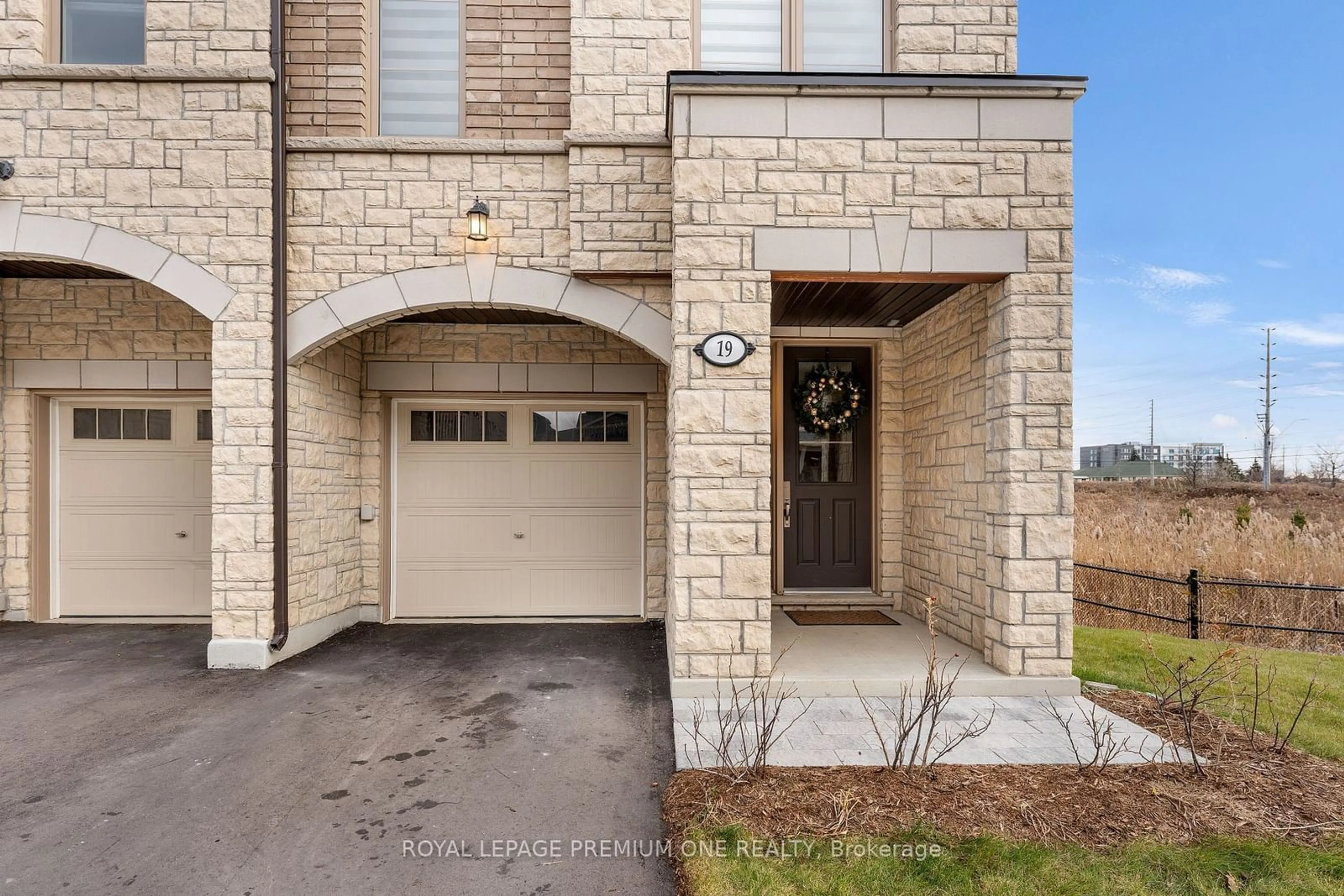 Home with brick exterior material, street for 19 Bretlon St, Brampton Ontario L6P 4N8