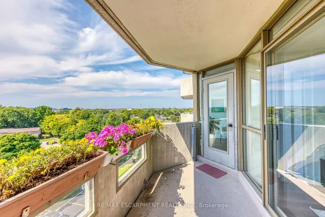 Additional property image - 5090 Pinedale Ave Unit 709
