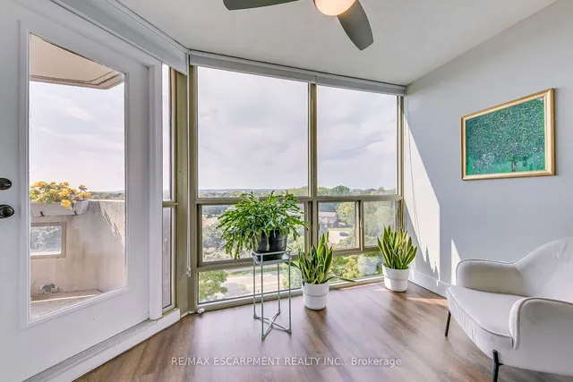 Additional property image - 5090 Pinedale Ave Unit 709