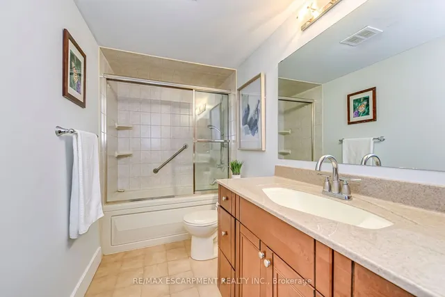 Additional property image - 5090 Pinedale Ave Unit 709