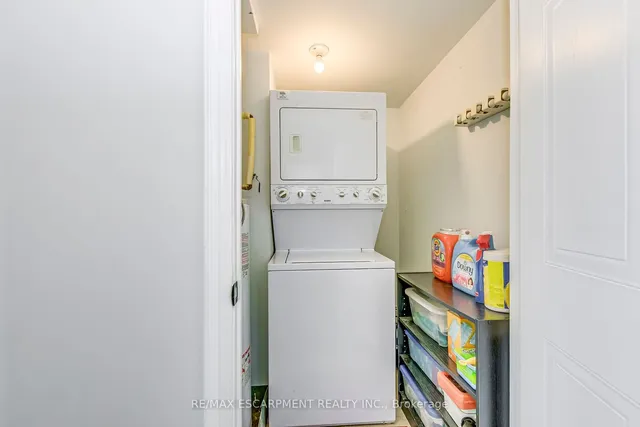 Additional property image - 5090 Pinedale Ave Unit 709
