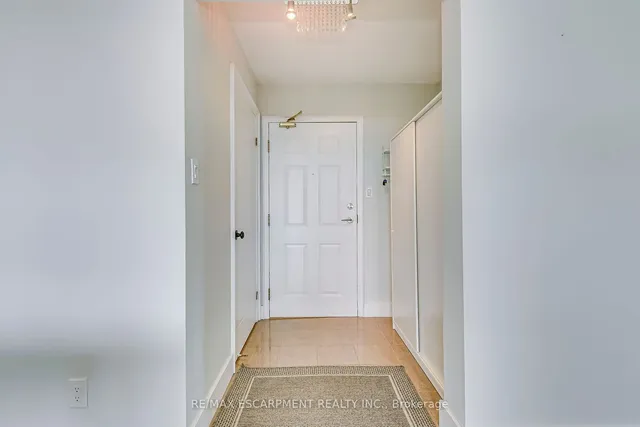 Additional property image - 5090 Pinedale Ave Unit 709