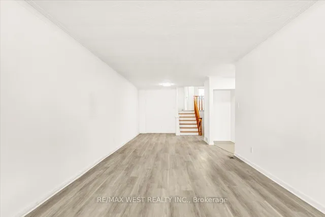 Additional property image - 22 Goldcrest Blvd