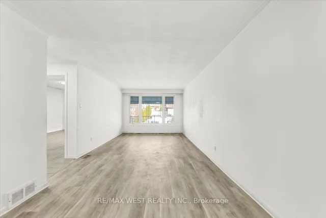 Additional property image - 22 Goldcrest Blvd