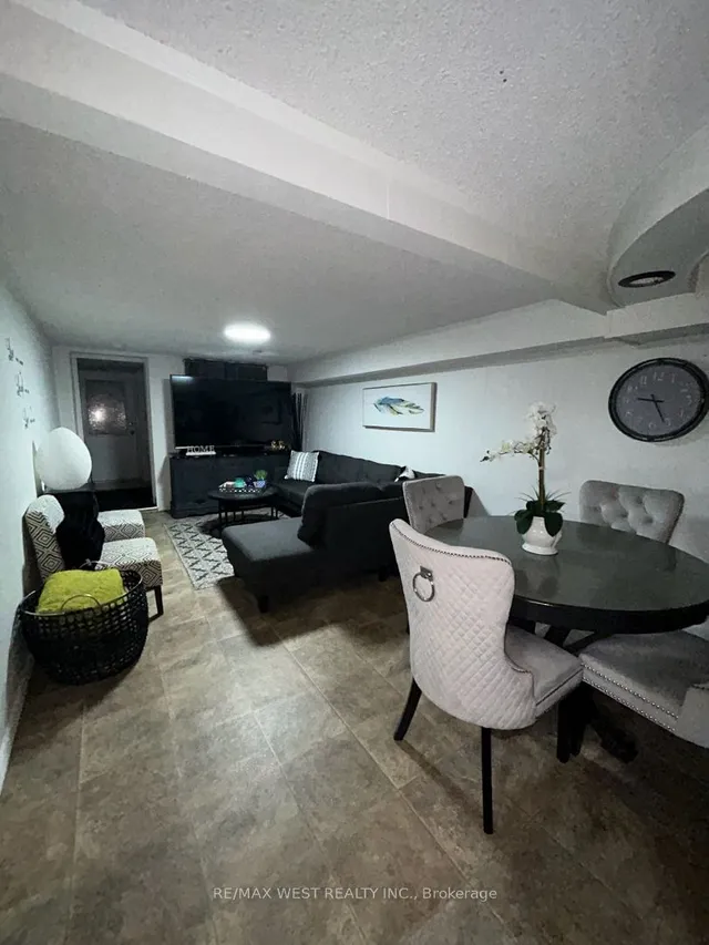 Additional property image - 22 Goldcrest Blvd