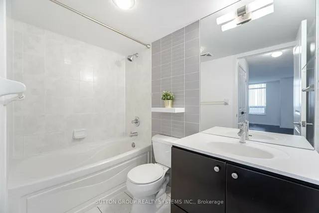 Additional property image - 225 Sherway Gardens Rd Unit 808
