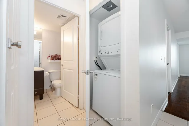 Additional property image - 225 Sherway Gardens Rd Unit 808