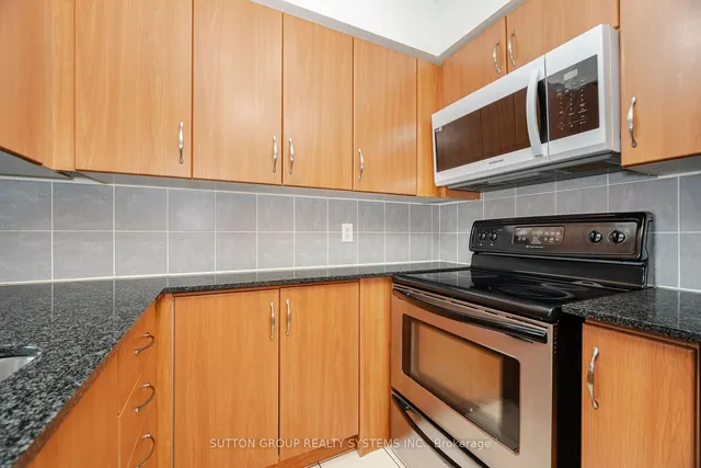 Additional property image - 225 Sherway Gardens Rd Unit 808