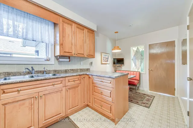 Additional property image - 72 Summitcrest Dr
