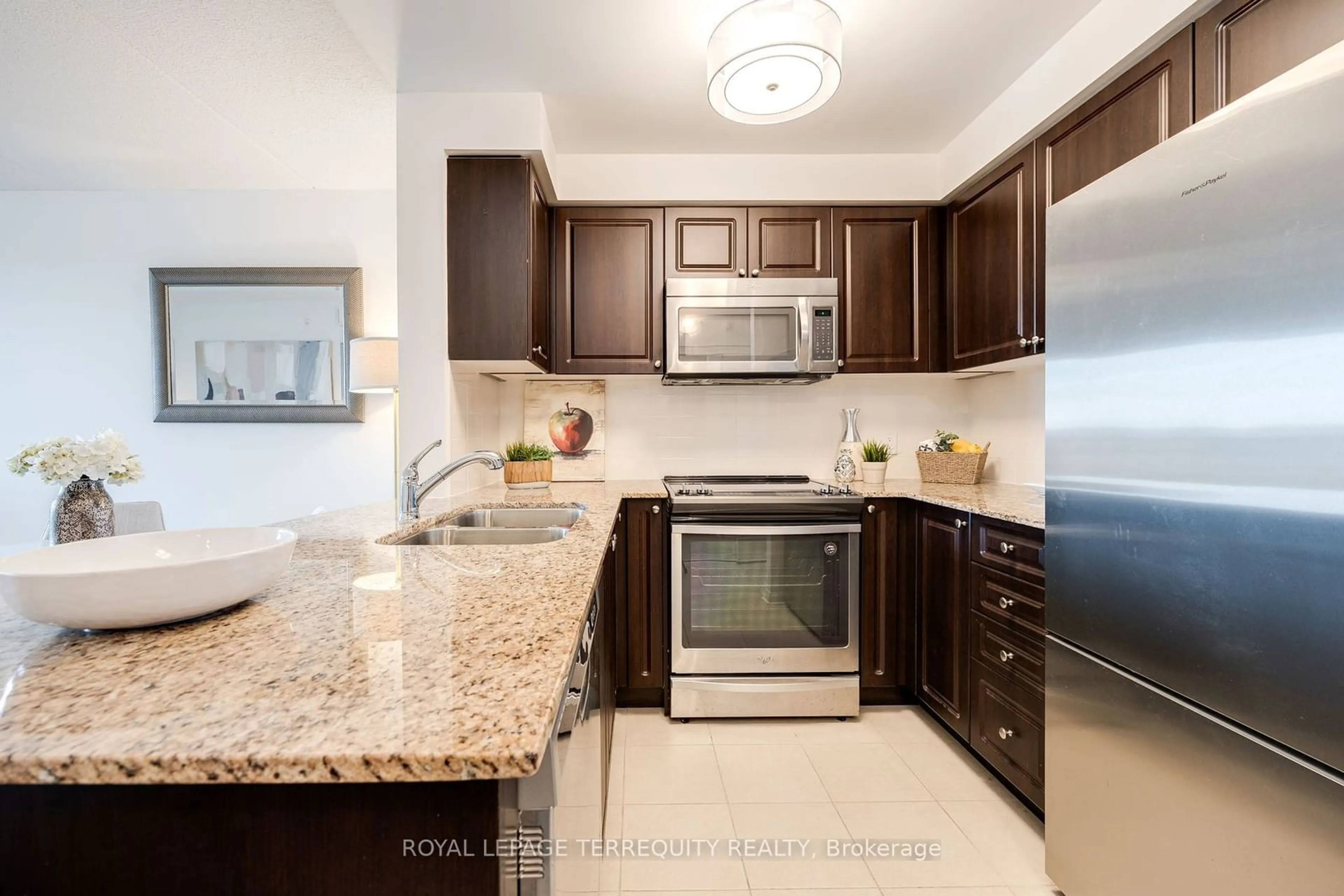 Standard kitchen, ceramic/tile floor for 50 Via Rosedale Way #307, Brampton Ontario L6R 3Z7