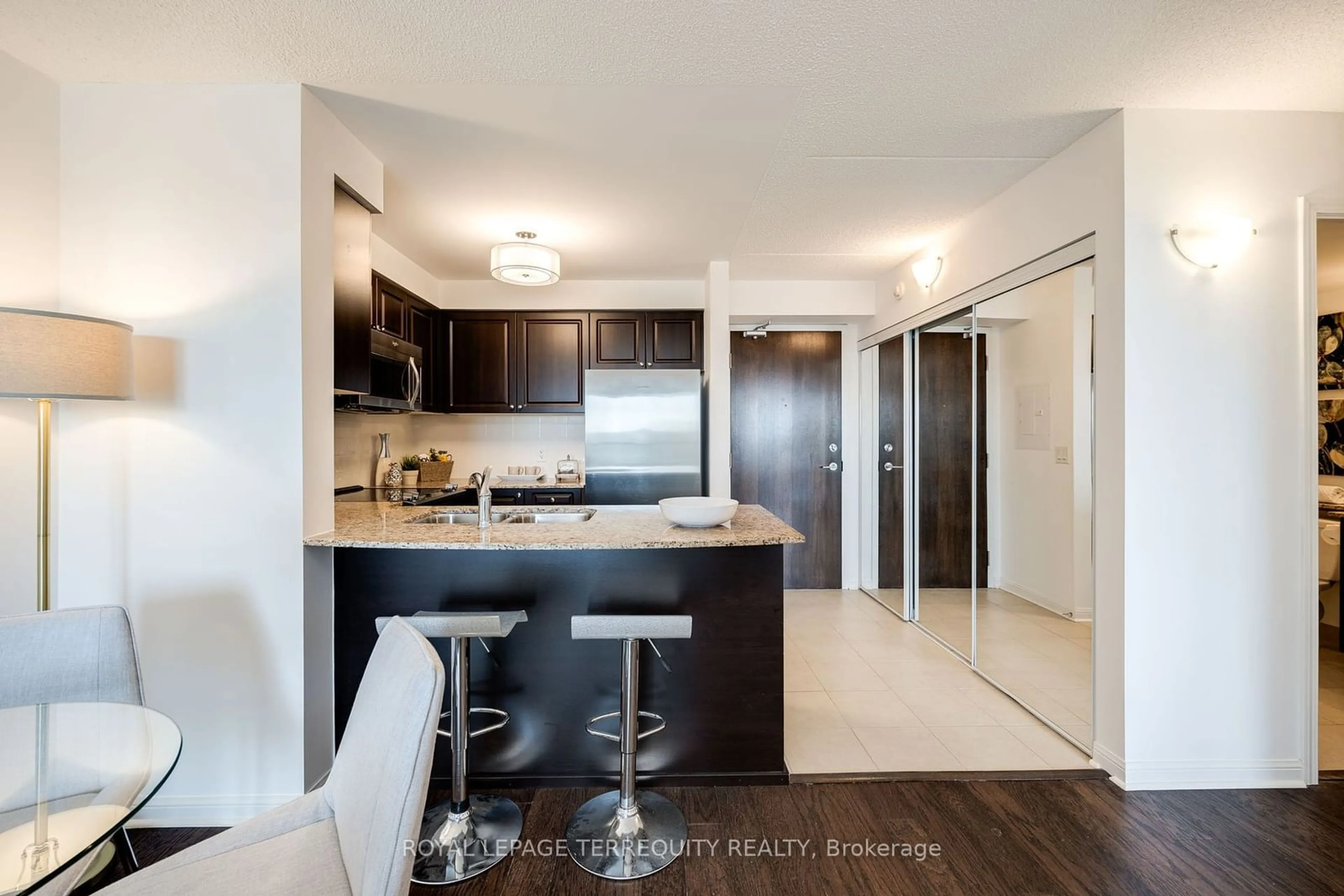 Open concept kitchen, unknown for 50 Via Rosedale Way #307, Brampton Ontario L6R 3Z7