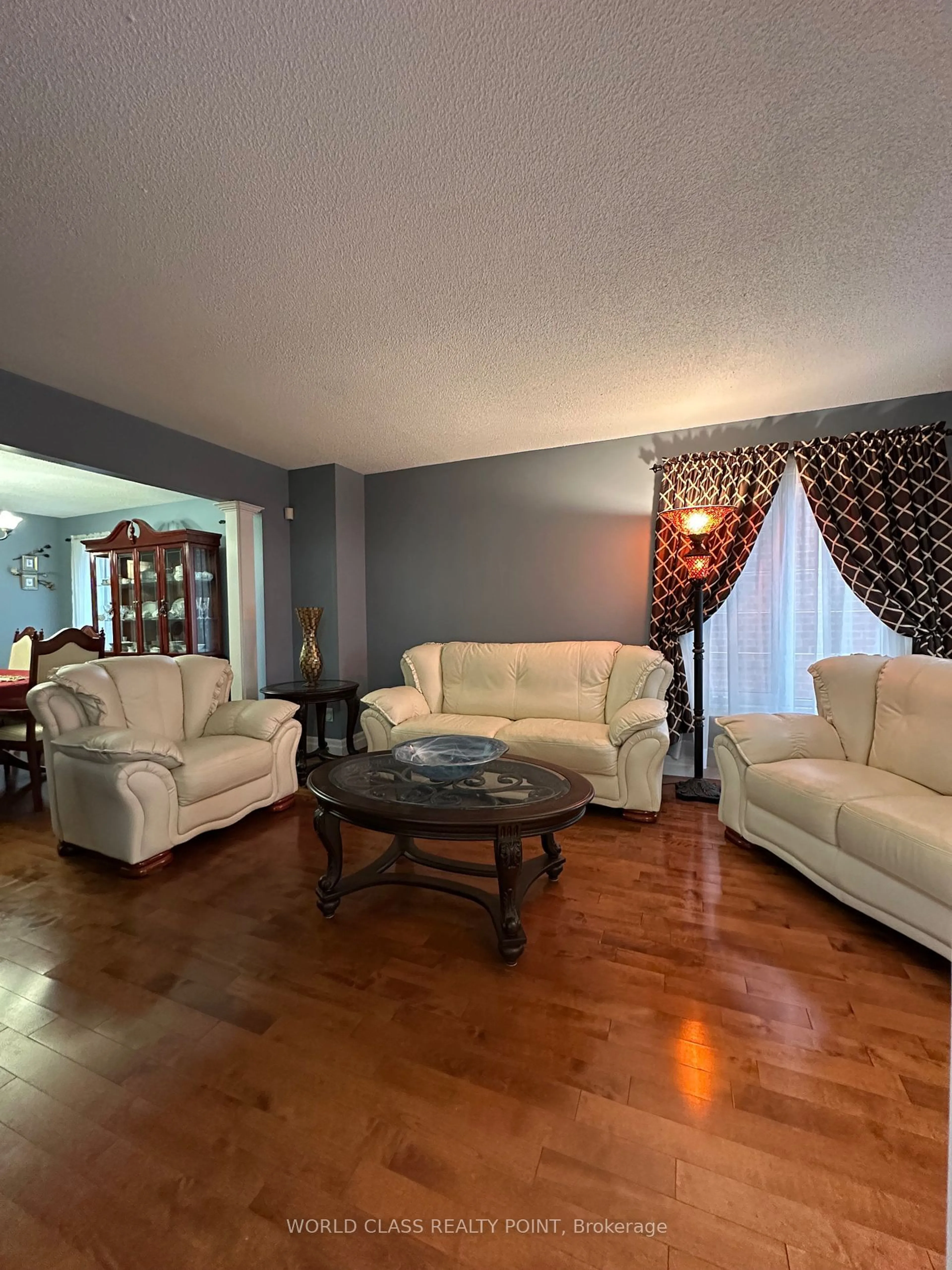 Unknown for 1612 Moongate Cres, Mississauga Ontario L5M 4T1