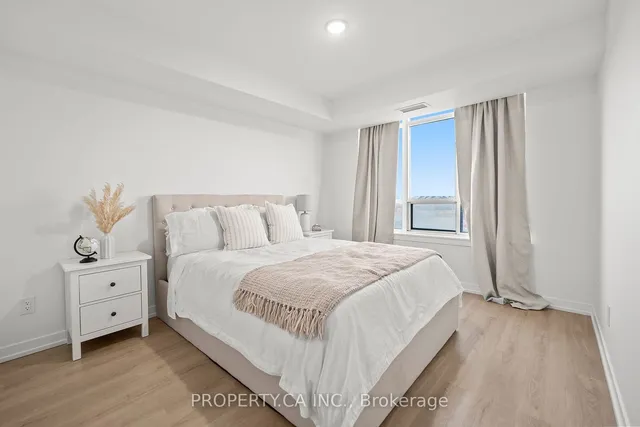 Additional property image - 710 Humberwood Blvd Unit 402