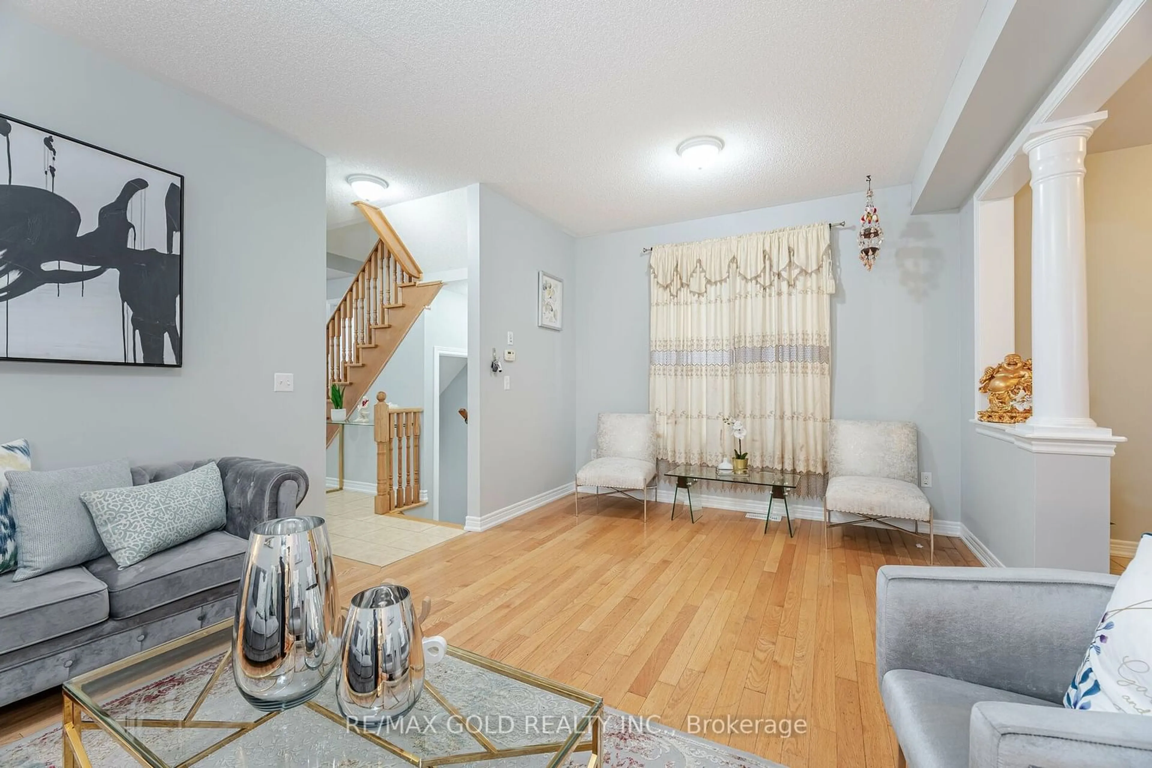 Living room with furniture, unknown for 32 Vanderpool Cres, Brampton Ontario L6P 3W9