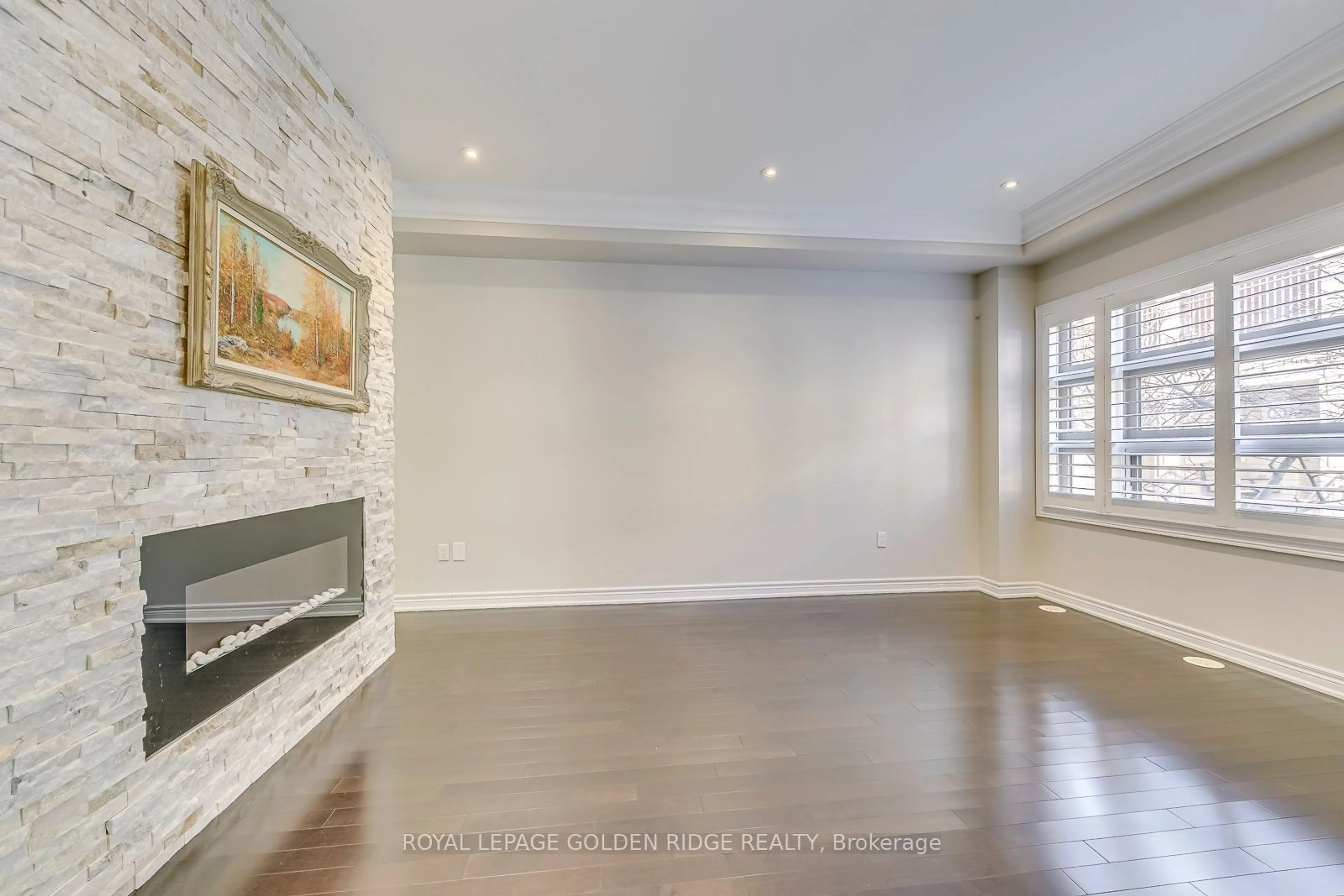 A pic of a room for 2460 Prince Michael Dr #TH24, Oakville Ontario L6H 0G9