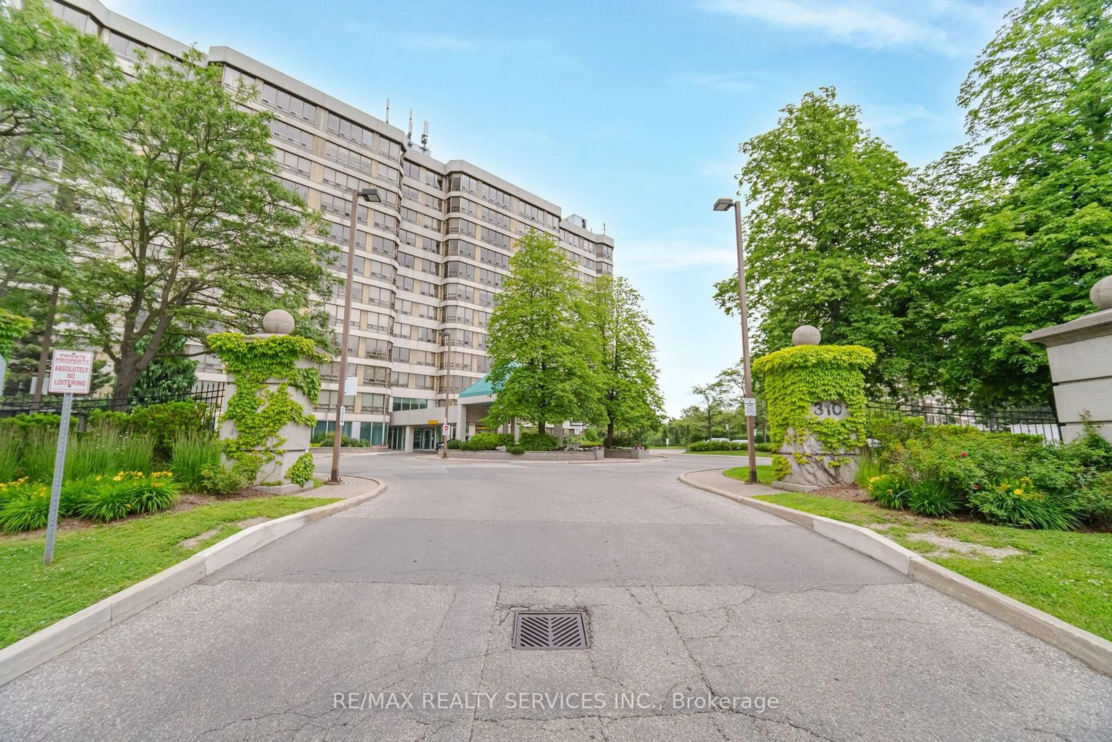 Patio, street for 310 Mill St #1206, Brampton Ontario L6Y 3B1