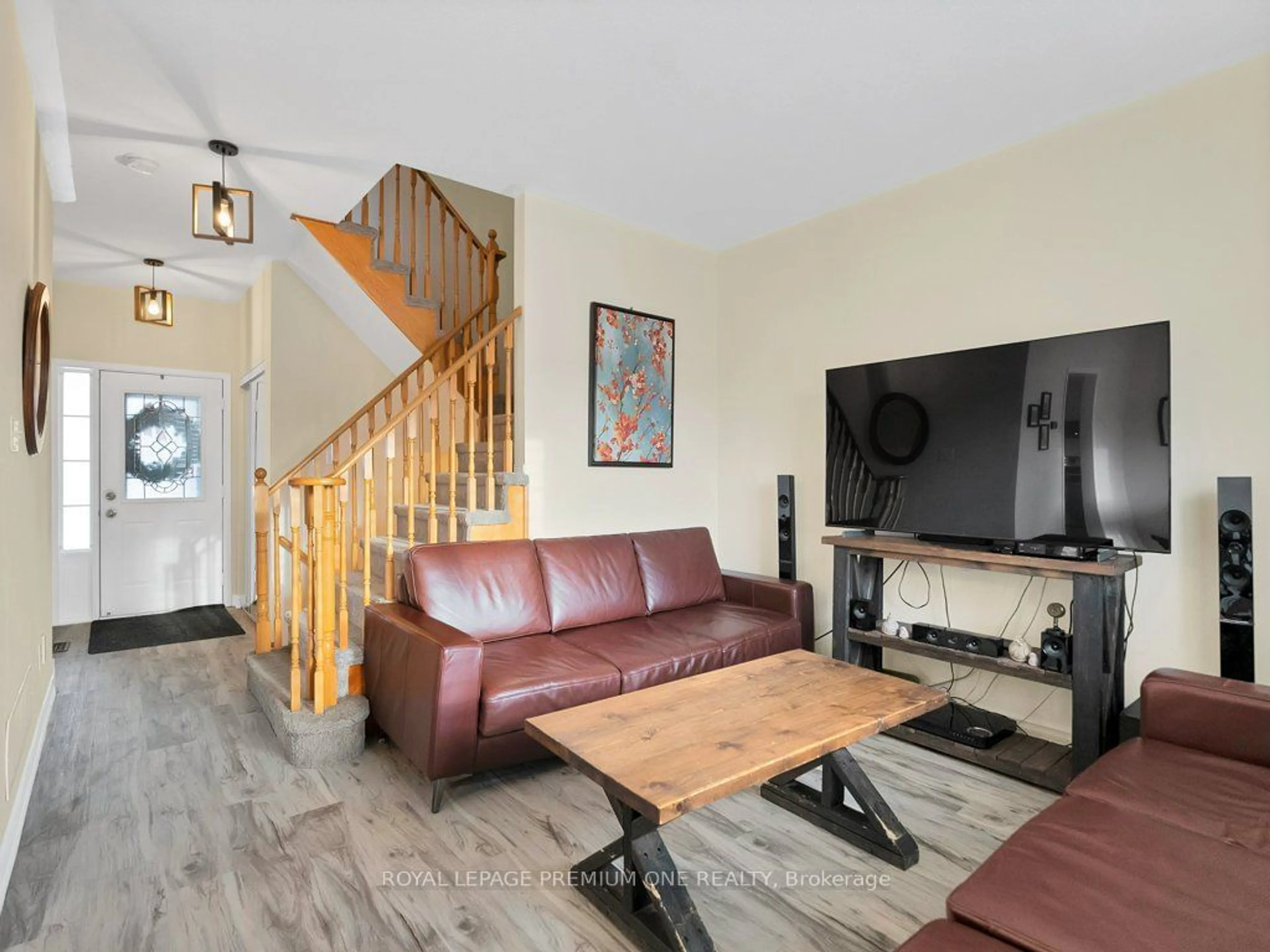 Living room with furniture, unknown for 62 Twin Willow Cres, Brampton Ontario L7A 1K2