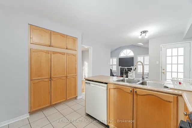 Additional property image - 44 Black Forest Dr