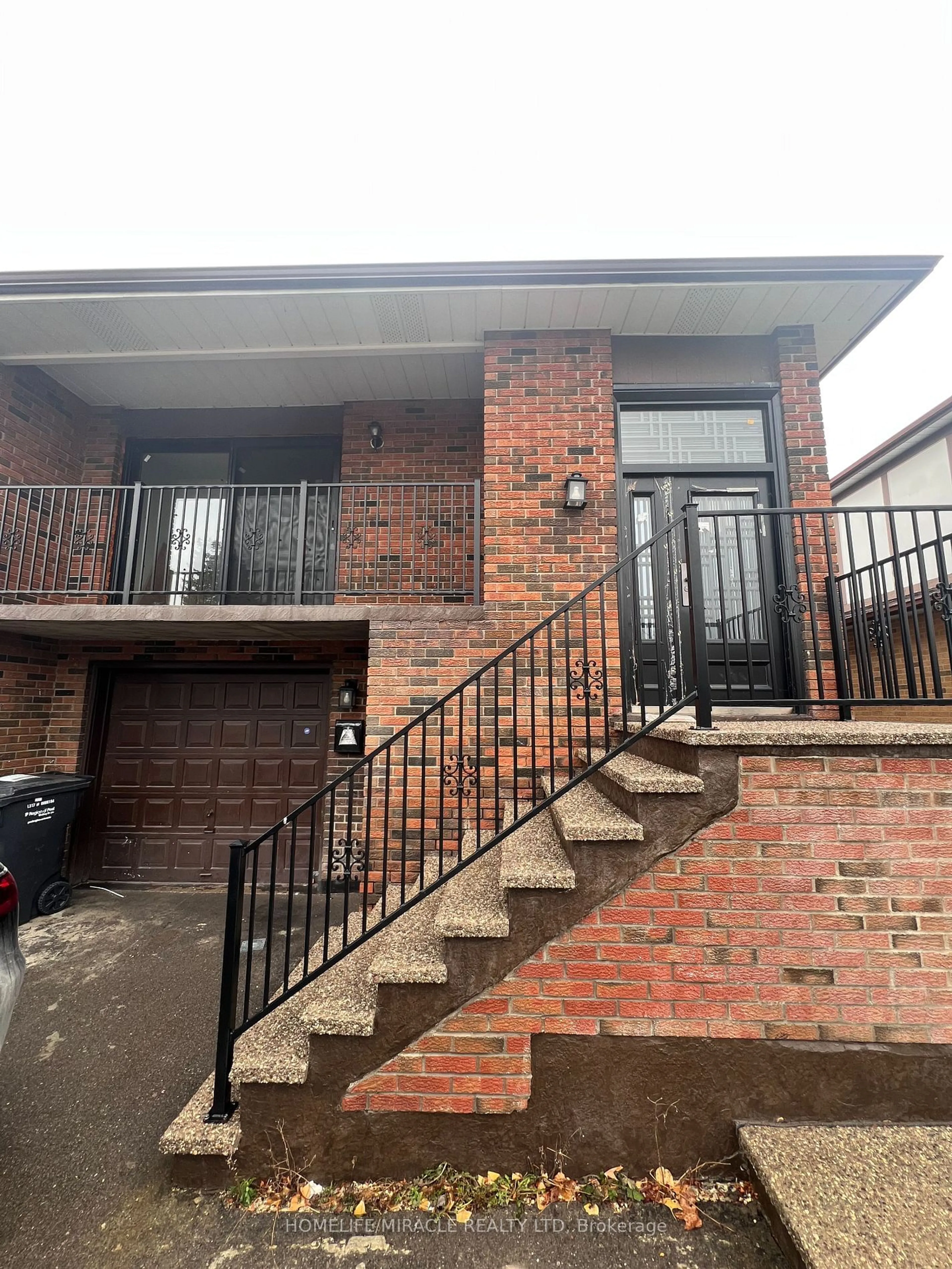 Home with brick exterior material, street for 38 Hockley Path, Brampton Ontario L6V 3R3