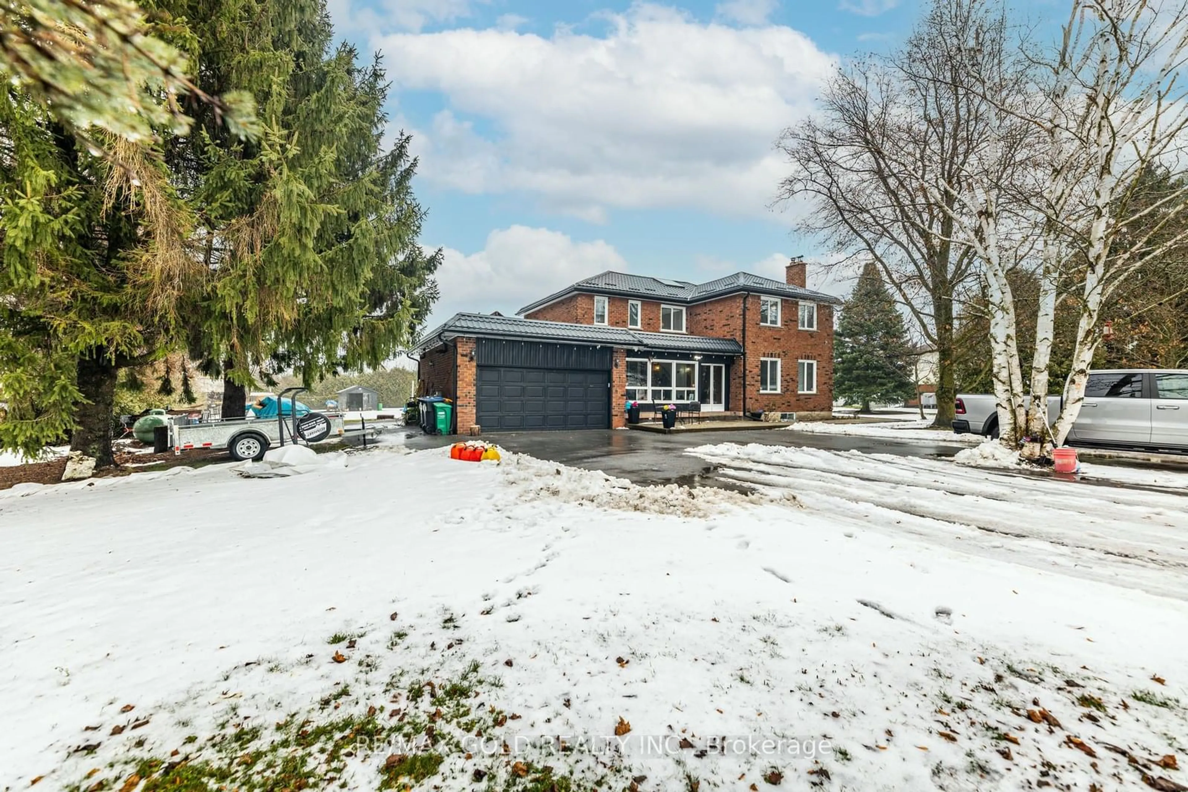 A pic from outside/outdoor area/front of a property/back of a property/a pic from drone, street for 17979 St Andrews Rd, Caledon Ontario L0N 1E0