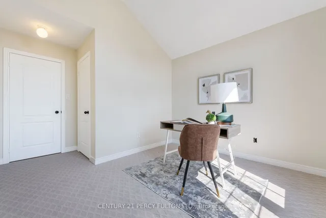 Additional property image - 345 Nairn Circ