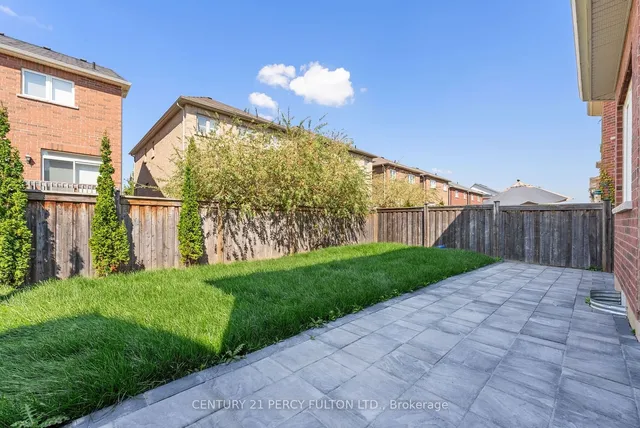 Additional property image - 345 Nairn Circ