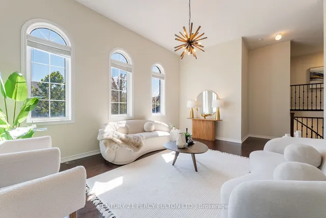 Additional property image - 345 Nairn Circ