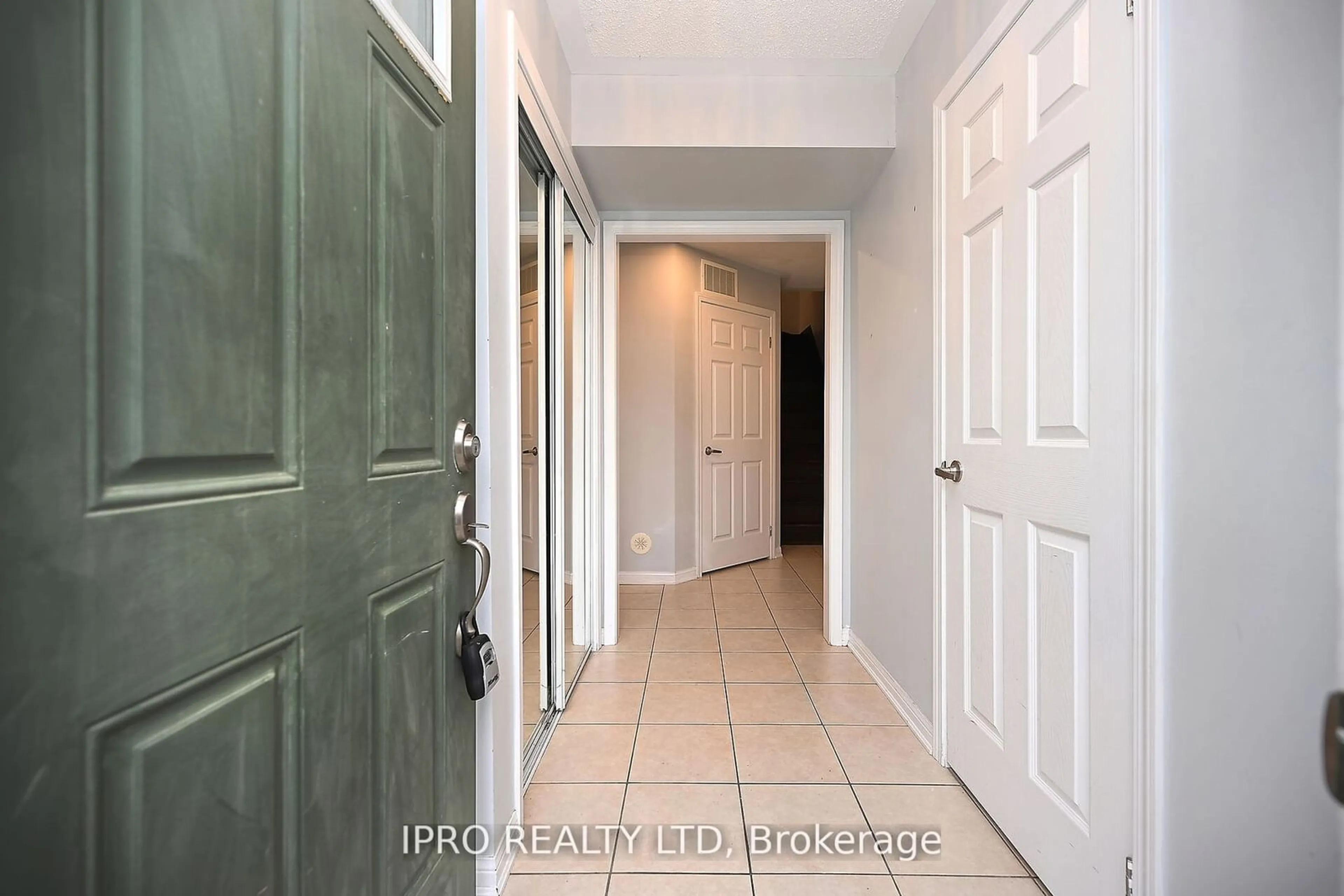 Indoor entryway for 227 Slingsby Landing Lane, Milton Ontario L9T 8N5