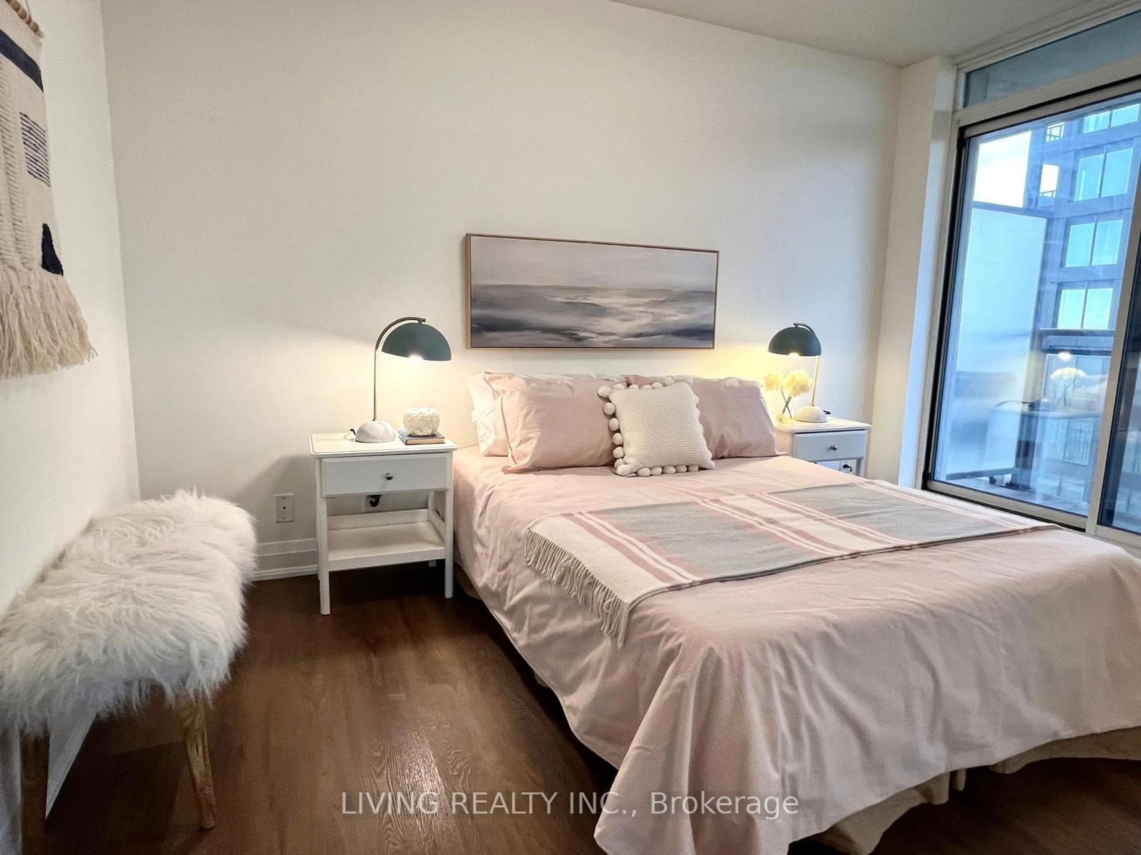 Bedroom with bed, wood/laminate floor for 55 De Boers Dr #914, Toronto Ontario M3J 0G5