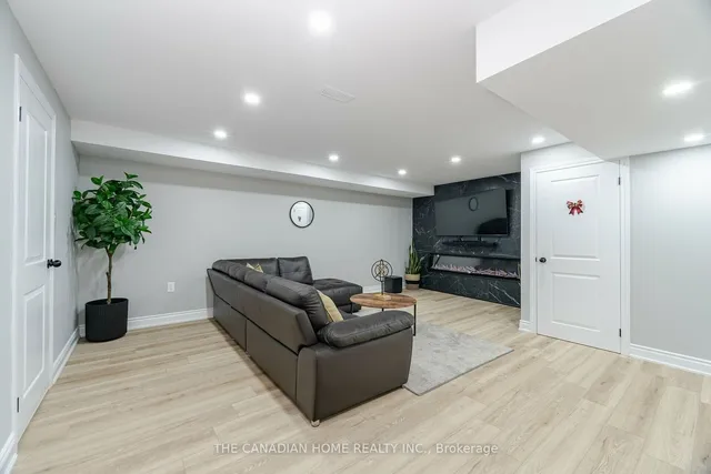 Additional property image - 6399 Spinnaker Circ Unit 134