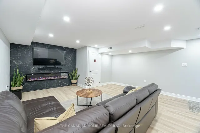Additional property image - 6399 Spinnaker Circ Unit 134