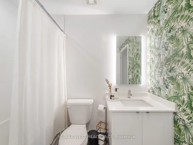 Additional property image - 5240 Dundas St Unit B209