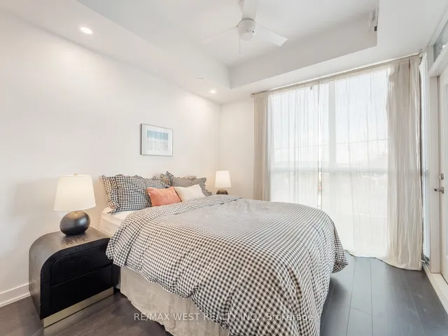 Additional property image - 5240 Dundas St Unit B209